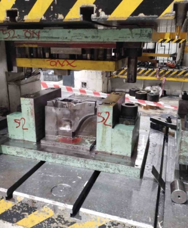 Pendik’te iş kazası: İşçinin makineye sıkışan eli koptu