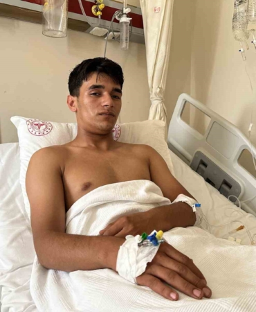 Pendik’te maganda kurşunu isabet etti: Boynundan girdi ağzında kaldı