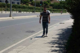 Pendik’te silahlı saldırıya uğrayan engelli genç ile babası, saldırganın serbest bırakılmasına tepkili