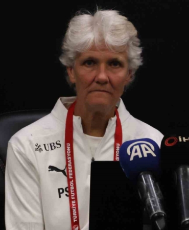 Pia Sundhage: “Farklılıklar oyunumuzu geliştiriyor”