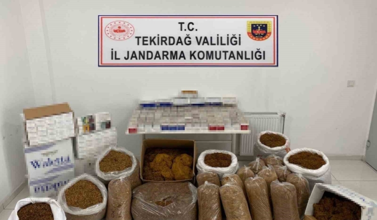 Piyasa değeri 327 bin 480 TL kaçak tütün ve tütün malzemeleri ele geçirildi