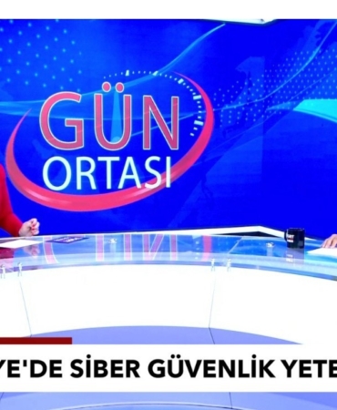 Prof. Dr. Alkan, yazılım sistemleri krizinin çözüm ve önlemlerini açıkladı