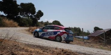 Ralli pilotları Gemlik’te rüzgar gibi esti