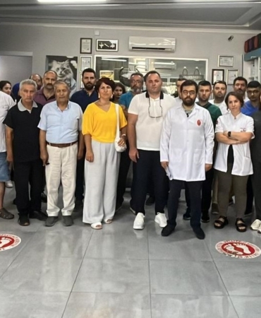 "Sağlık çalışanı sayılmak kişisel talep değil mesleki zorunluluktur"