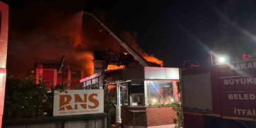 Sakarya’da fabrikada yangın