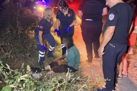 Sakarya’da suya düşen vatandaşı ekipler kurtardı