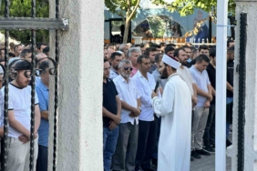 Sakarya’da trafik kazasında hayatını kaybeden 3 kişi İstanbul’da son yolculuğuna uğurlandı