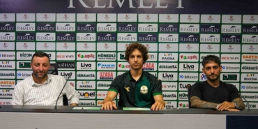 Sakaryaspor, Emre Demir’i kadrosuna kattı