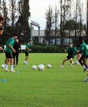 Sakaryaspor’da kamp öncesi son idman