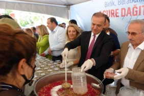 Sancaktepe’de aşure bereketi