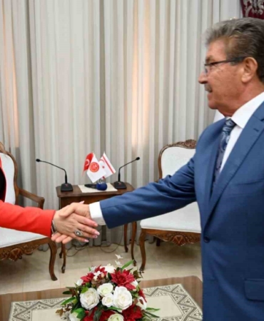 SANKON heyeti KKTC Başbakanı Ünsal’ı ziyaret etti