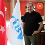 Şantaj ve videolarla tehdit edip yönetimi bırakmasını istediler