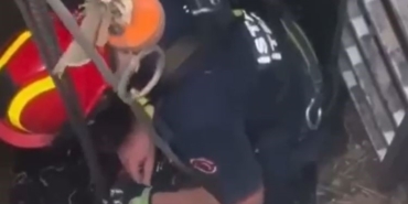 Şantiyede kuyuya düşen keçi itfaiyenin operasyonuyla kurtarıldı