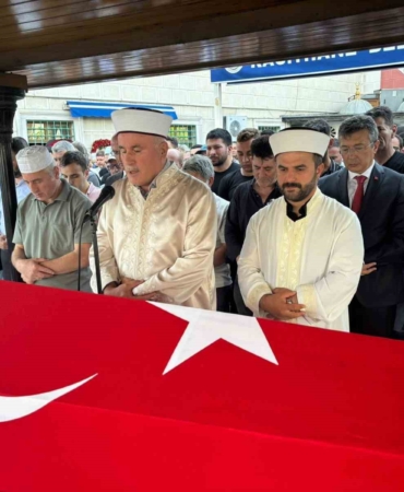 Sarıyer’de boğulan polis memuru Numan Çebi son yolculuğuna uğurlandı