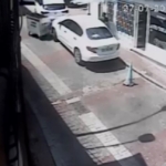 Sarıyer’de çöp konteyneri araçlara çarpa çarpa kaydı: Bir kişi kayan konteyneri böyle yakalamaya çalıştı