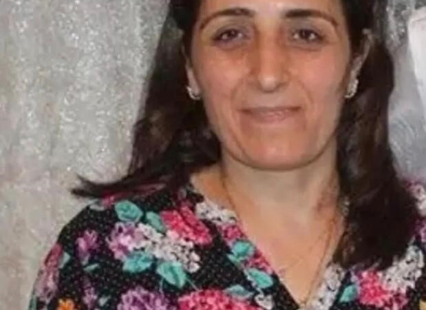 Serinlemek için girdiği denizde kalp krizi geçirdi