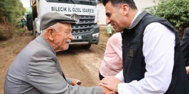 Sıcak asfalt serim çalışmaları devam ediyor