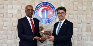 Somali Büyükelçisinden Çanakkale Onsekiz Mart Üniversitesine İş Birliği Ziyareti