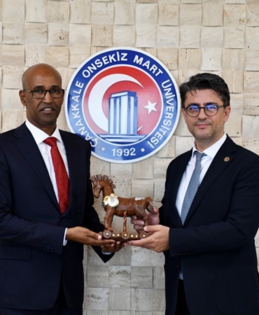 Somali Büyükelçisinden Çanakkale Onsekiz Mart Üniversitesine İş Birliği Ziyareti