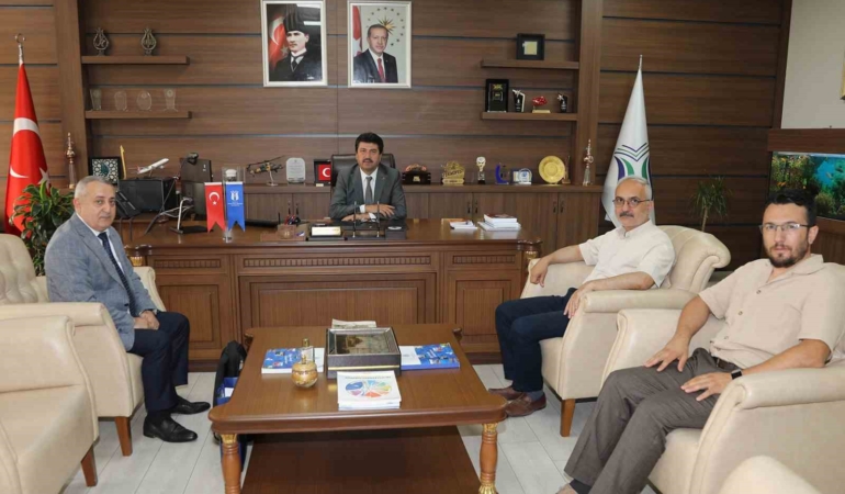 SUBÜ ve AZTU iş birliği protokolü imzaladı