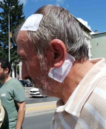 Sultanbeyli’de trafikte terör: Baba ile engelli oğluna bijon anahtarı ile saldırdı