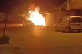 Sultanbeyli’de yatak imalathanesinde yangın paniği