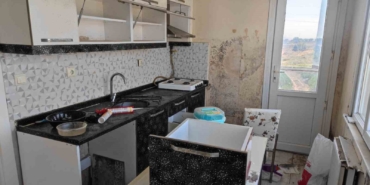 Sultangazi’de çilingir yardımıyla evine giren daire sahibine kiracı şoku