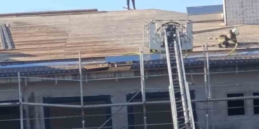 Sultangazi’de inşaat halindeki binada yangın