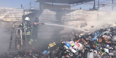 Tekirdağ’da geri dönüşüm tesisinde yangın