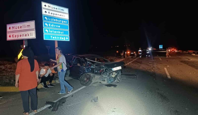 Tekirdağ’da kavşakta kaza: 1 çocuk yaralı
