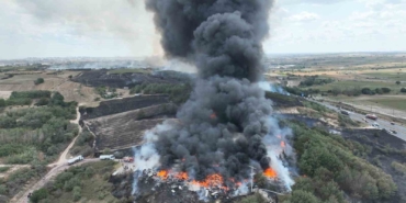 Tekirdağ’da korkutan yangın havadan görüntülendi