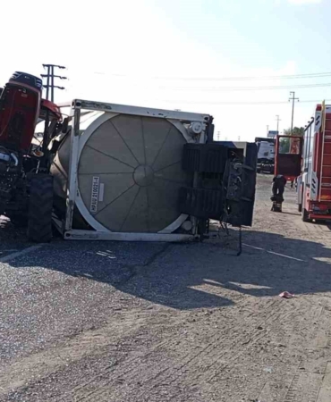 Tekirdağ’da tanker traktöre çarptı facianın eşiğinden dönüldü