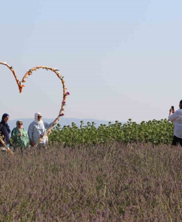 Tekirdağ’daki 4. Lavanta Şenliği’nde renkli görüntüler yaşandı