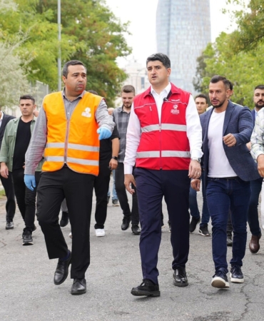 Temizlik ve bakım çalışmalarının yeni durağı Barbaros Mahallesi oldu