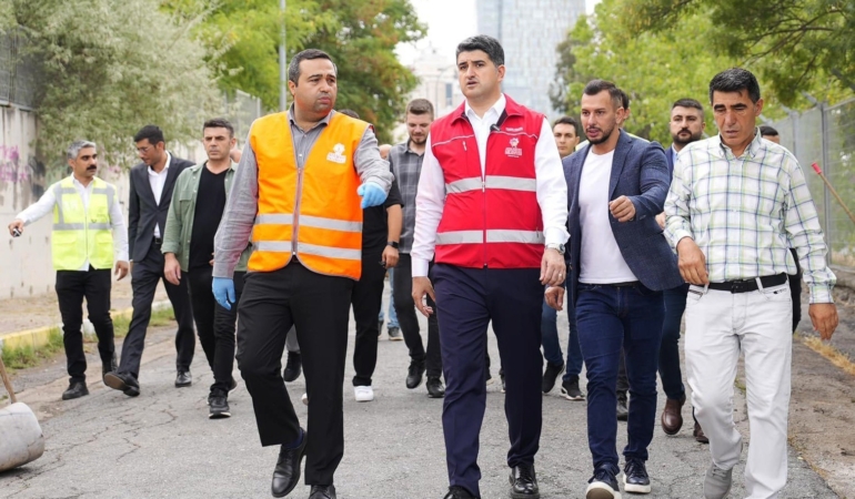 Temizlik ve bakım çalışmalarının yeni durağı Barbaros Mahallesi oldu