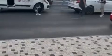 Trafik tartışması, baltalı, yumruklu kavgaya dönüştü