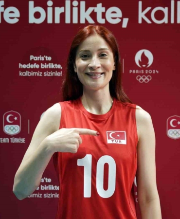 Tuğba Şenoğlu İvegin: “Öncelikli hedefimiz kürsüde olmak”