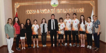 Türkiye ikincisi sporculardan Başkan Aydın’a ziyaret