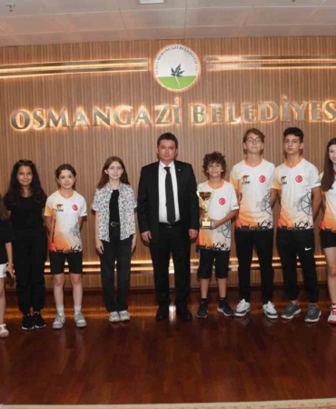 Türkiye ikincisi sporculardan Başkan Aydın’a ziyaret