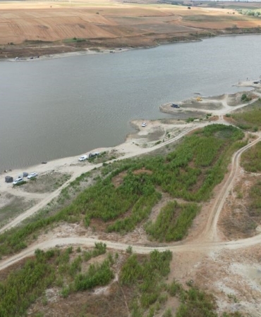 Türkmenli Göleti’nde su seviyesi alarm veriyor: Çalılıklar ve adacıklar oluştu