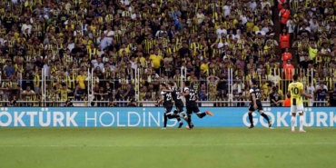 UEFA Şampiyonlar Ligi 2. Eleme Turu: Fenerbahçe: 0 - FC Lugano: 1 (İlk yarı)