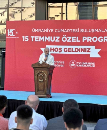 Ümraniye’de 15 Temmuz şehit ve gazileri için anma programı düzenledi
