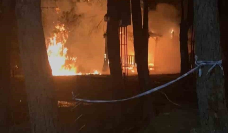 Ümraniye’de korkutan yangın