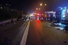 Ümraniye’de otomobile çarpan motosikletin sürücüsü hayatını kaybetti