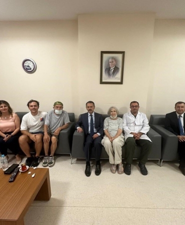 Vali İlhami Aktaş’tan, Kıbrıs Gazisi Ahmet Cahit Önder’e geçmiş olsun ziyareti