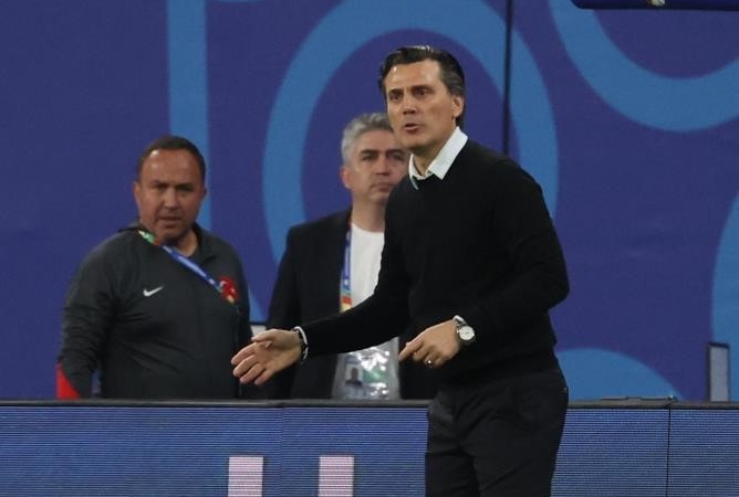 Vincenzo Montella: "Türk halkını mutlu etmek benim için gurur verici"