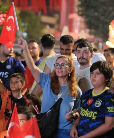 Yalova’da çeyrek final coşkusu
