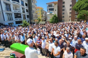 Yalova’da trafik kazasında ölen Osman Akın son yolculuğuna uğurlandı