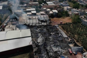 Yanan fabrikalar havadan dron ile görüntülendi