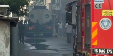 Yaşlı kadın yangından son anda kurtarıldı